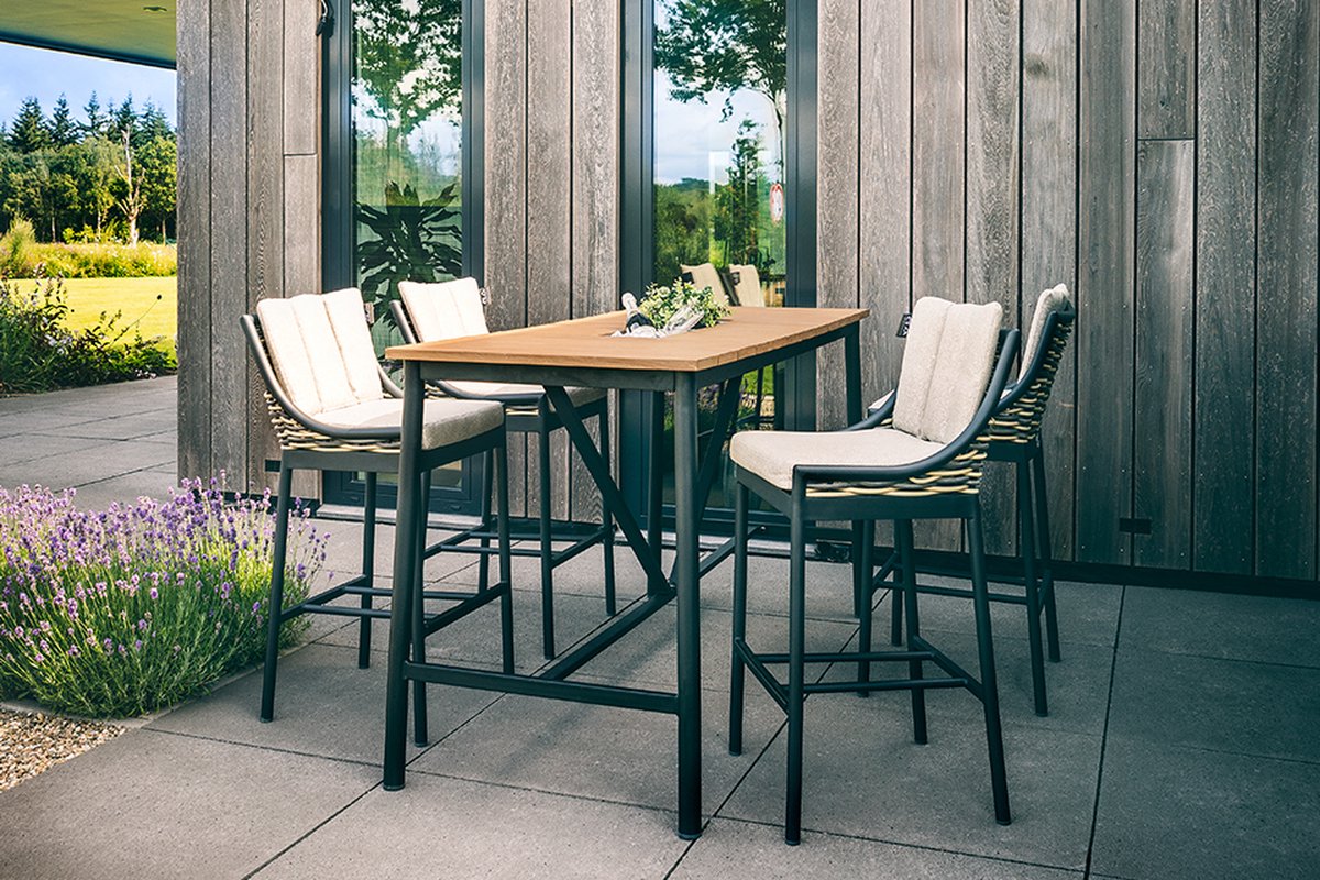 Apple Bee Milou Bar Stool - Black Aluminium
