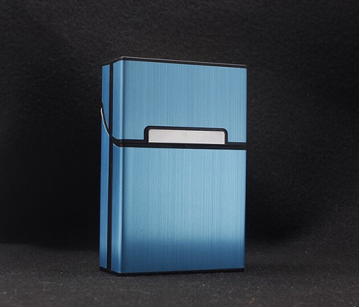 Goedkoopste Gadgetpoint | Sigarettenhouder | Opbergbox | Sigarettendoosje | Sigaretten opberg doos | Plastic Metaal Kunststof | Blauw | Sinterklaas & Kerst Cadeau