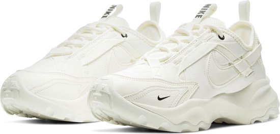 Nike W NIKE TC 7900 Dames Sneakers - Maat 36.5