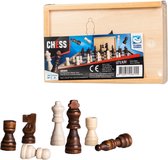 Pièces d'échecs en bois de Clown Games