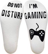 Winkrs - Game sokken met tekst "Do not disturb, I'm gaming" - Wit - Maat 37-42 - Cadeau voor gamers