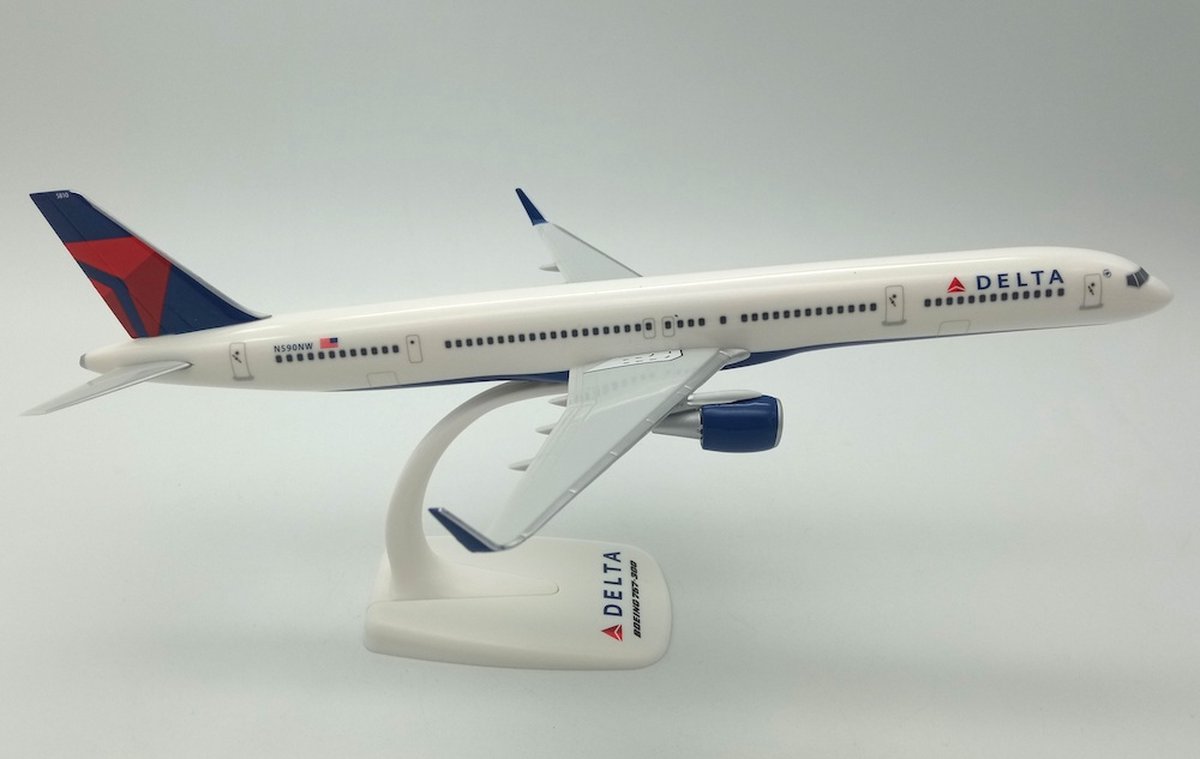 Schaalmodel vliegtuig British Airways (Negus) Boeing 747-400 schaal 1:250 lengte 28,27cm