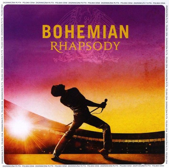 Albumcover van Bohemian Rhapsody met Freddie Mercury in silhouet op een podium bij zonsondergang. Geel en paars gradient.