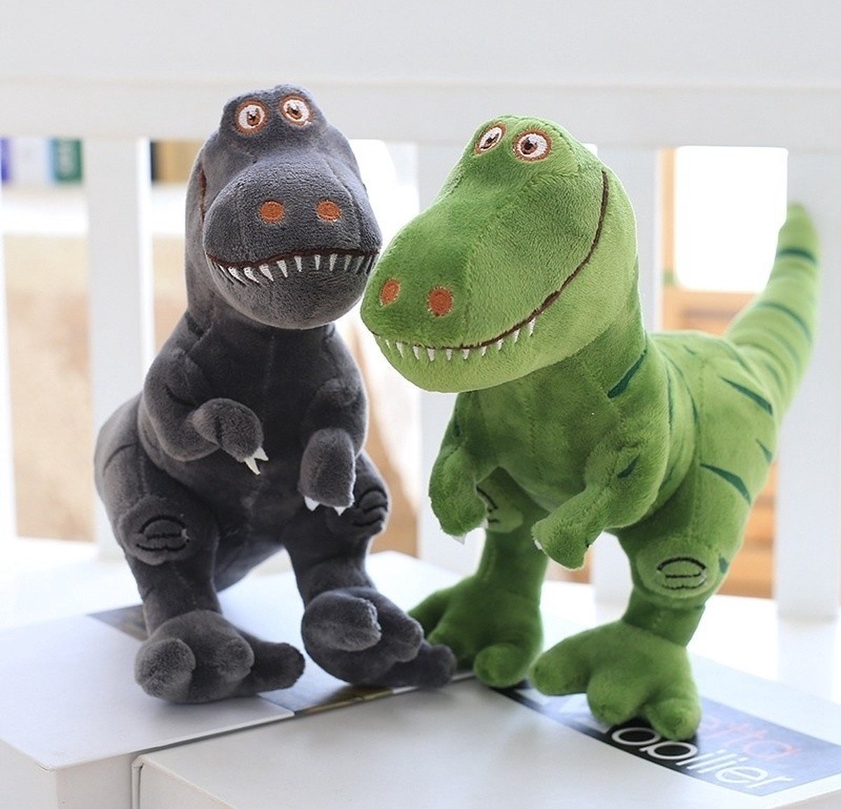 Dino Dinosaurus Knuffel - T-Rex - Kraamcadeau - Dinosaurussen - Meisje - Jongen - Avontuur - 40cm — afbeelding 4