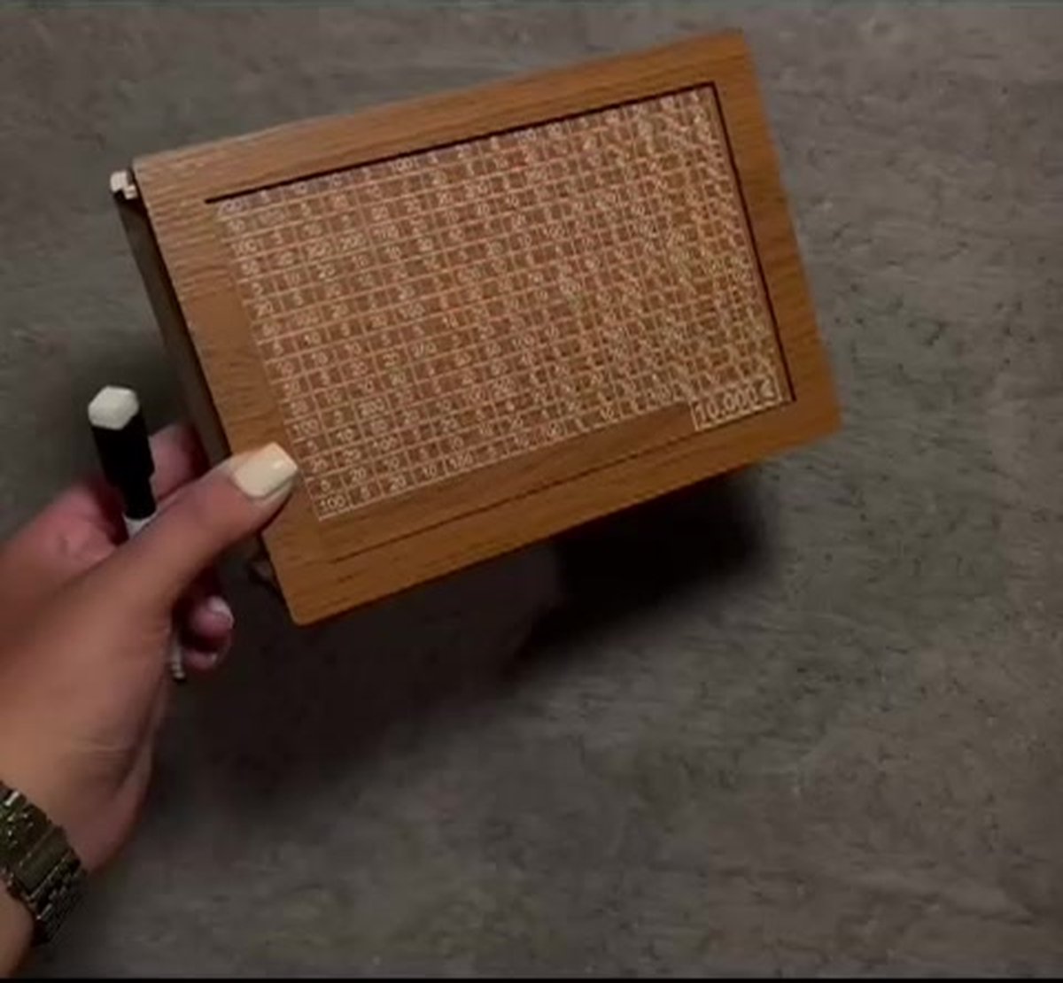 Houten Spaarpot met Cijfers - Spaarvarken met Spaardoel - Geen Montage Vereist Houten Spaarpot met Cijfers - Spaarvarken met Spaardoel - Geen Montage Vereist