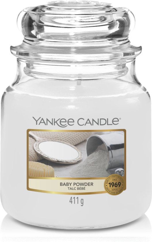 Yankee Candle - Baby Powder Medium Candle