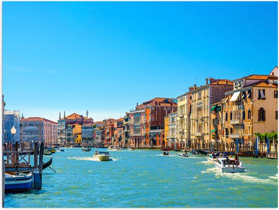 Poster (Mat) - Wateren van Venetië bij Gekleurde Huisjes - 40x30 cm Foto op Posterpapier met een Matte look