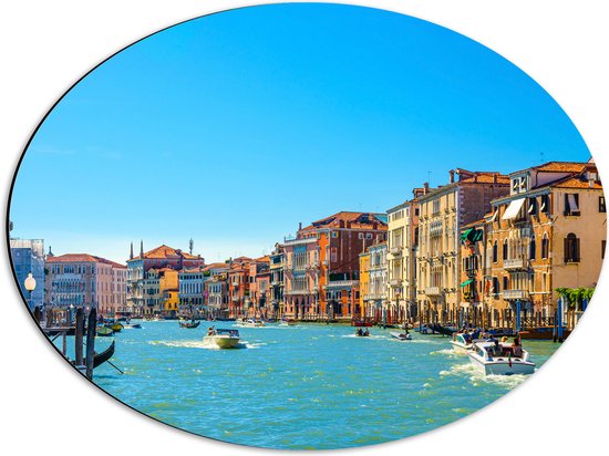 Dibond Ovaal - Wateren van Venetië bij Gekleurde Huisjes - 56x42 cm Foto op Ovaal (Met Ophangsysteem)