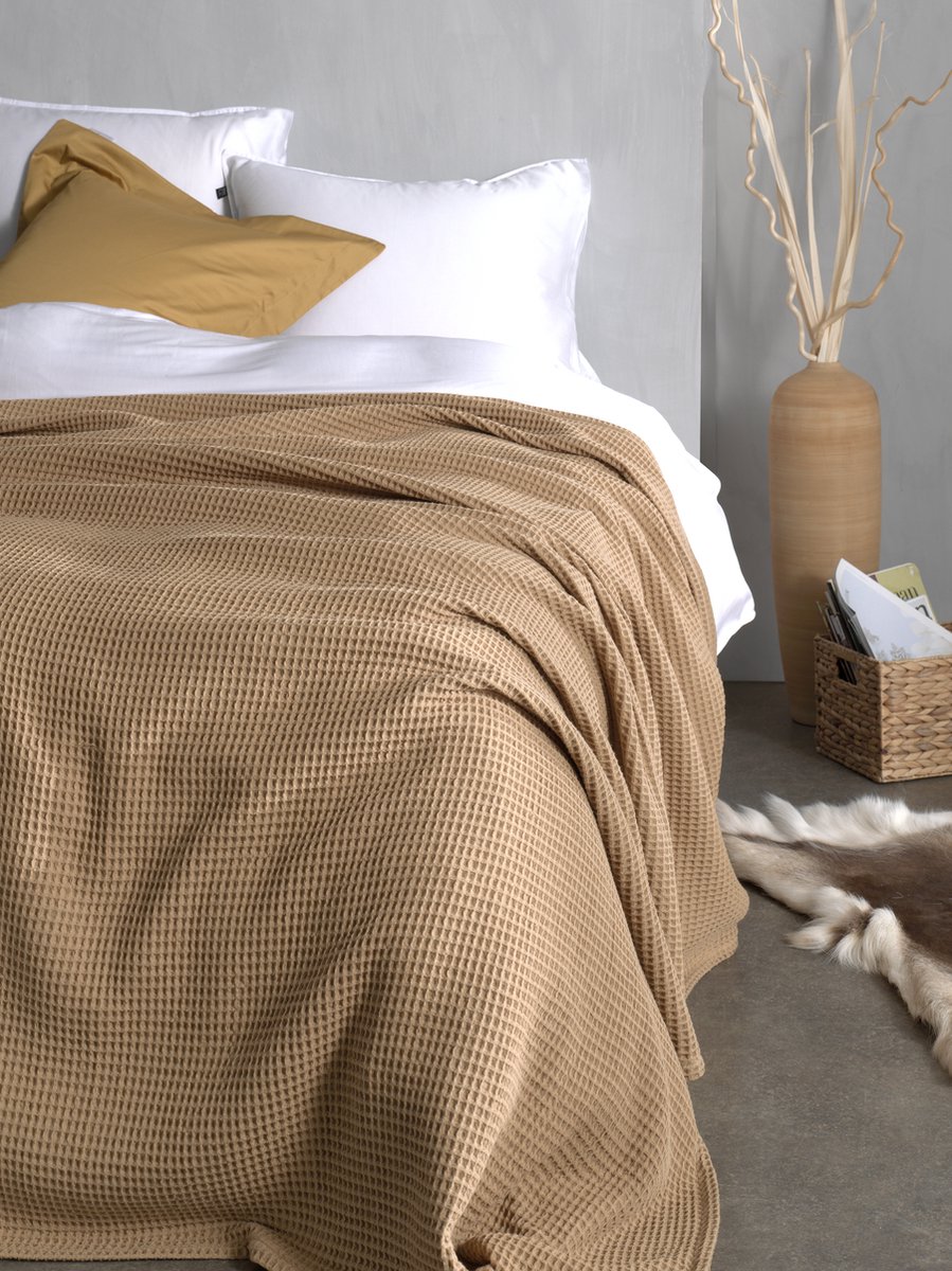 Bedsprei katoen taupe 150 x 200 cm YERBENT