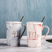 Set de 2 Mugs - Ensemble de mugs - Mug couple - Mug à café - Tasse à café - Tasse - Mugs et tasses - Tasse avec cuillère et couvercle - 400 ml - Céramique - Monsieur/Mme. - Blauw/rose