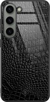 Casimoda® hoesje - Geschikt voor Samsung Galaxy S23 - Croco Zwart - Luxe Hard Case Zwart - Backcover telefoonhoesje - Zwart