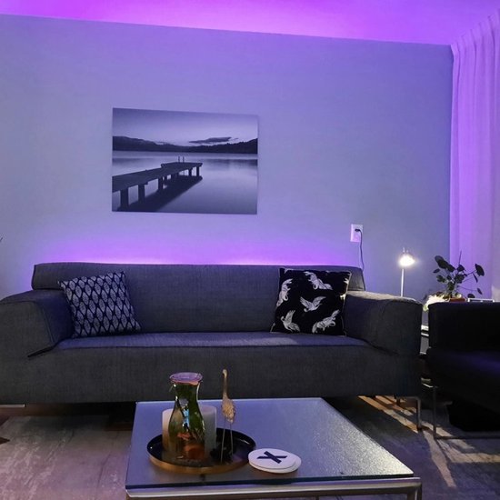 Philips Hue Play Gradient Lightstrip - White And Color Ambiance Ledstrip 65 Inch