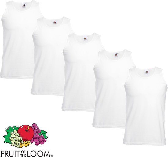 Cinq débardeurs blancs Fruit of the Loom. Le logo est en bas à droite.