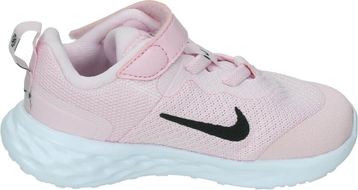 Pink nike best sale baby