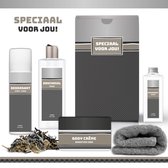 Geschenkset "Speciaal voor jou!" - 5 Producten - 750 Gram | Giftset voor hem - Luxe Wellness Cadeaubox man - Douchegel - Deodorant - Bodycrème - Scrubzout - Vaderdag - Verjaardag Vader - Cadeau Pakket - Broer - Vriend - Collega - Antraciet - Zilver