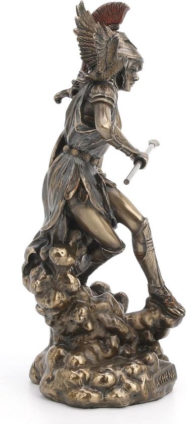 Oud Grieks-Romeins Standbeeld Van De Godin Athena, Godin Van Wijsheid En Kunsten Historische Beeldhouwkunst Ge%c3%afsoleerd Op Zwart Marmer Marmervrouw Image209858633