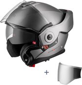 Mat titaniumkleurige BEON Stradale systeemhelm met helder vizier, geïntegreerd zonnevizier en extra getint vizier.