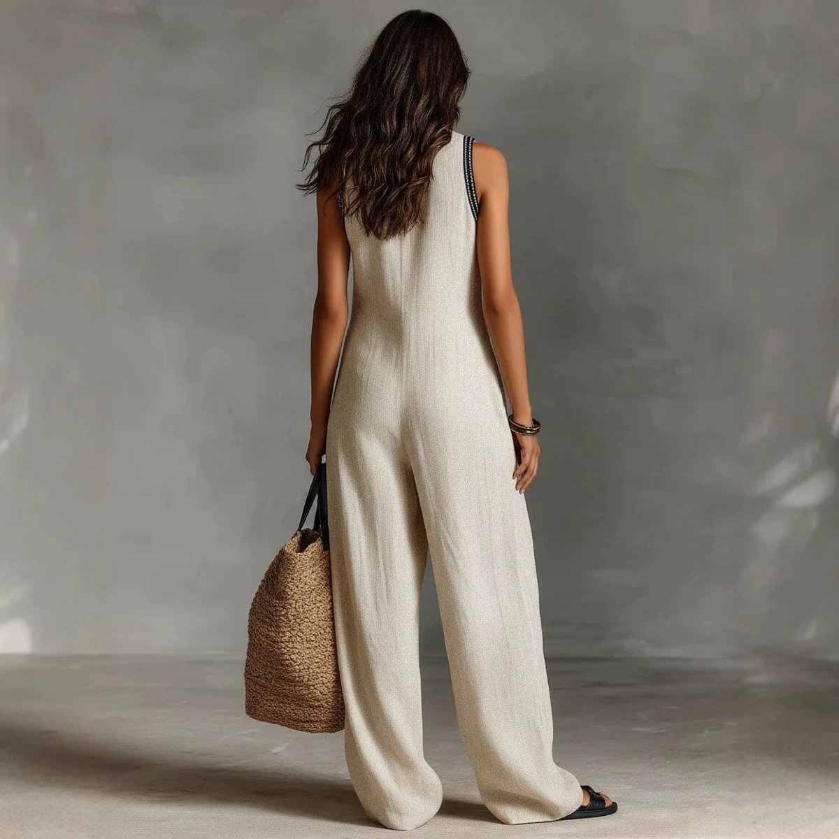 Eenvoudige mouwloze jumpsuit, linnenmixstof, ritssluiting, opstaande kraag, wijde pijpen – een casual jumpsuit, ideaal voor woon-werkverkeer – blauw – maat XL