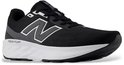 Zwarte New Balance 520 sportschoen met witte zool en zilveren logo.