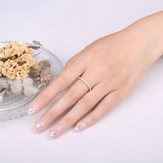 Moissanite Eternity Damesring, klassiek, 1,5 mm, moissaniet, 14K geelgoud, verguld, trouwringen voor vrouwen, voorsteekring, stapelring, bandring, smal verguld 62 — afbeelding 4