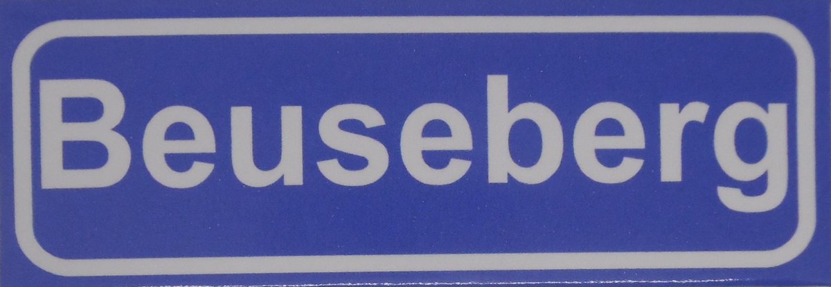Souv© - koelkast magneet - plaatsnaam bord - kombord - souvenir - koelkastmagneetje - relatiegeschenk Beuseberg
