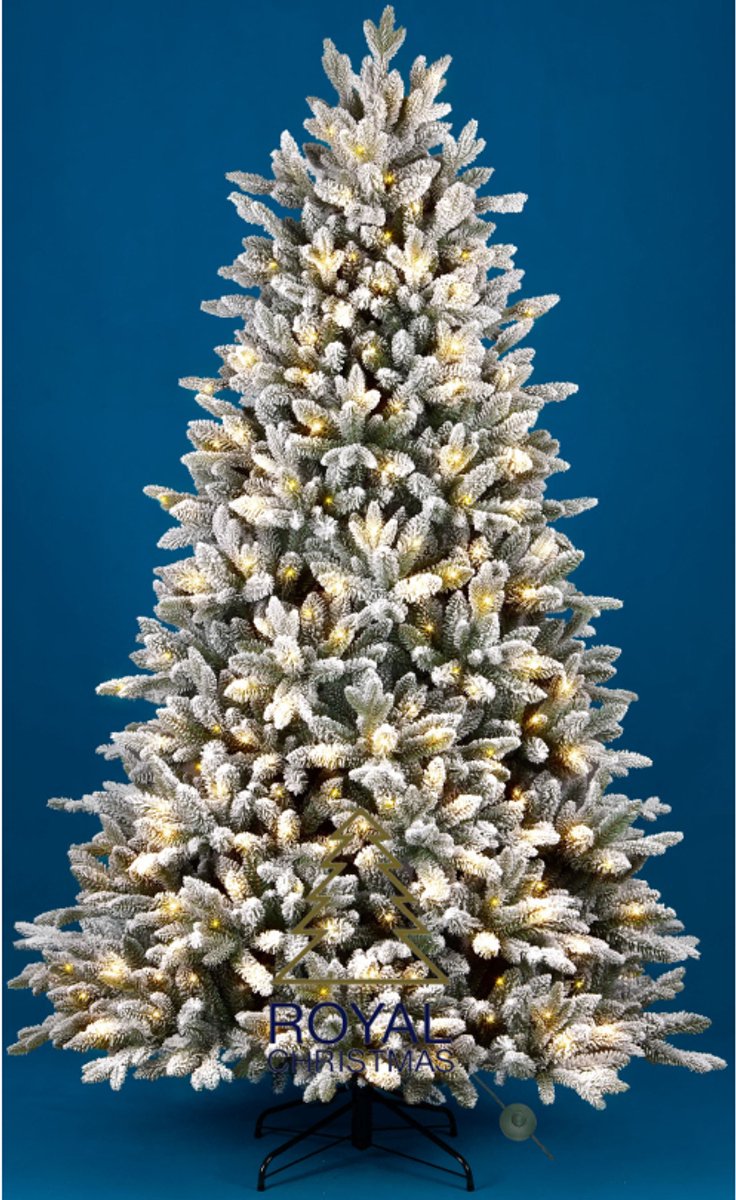 Bol.com Royal Christmas - Kunstkerstboom - Canberra PE / PVC Sneeuw - 500 LED Lampjes - 240 cm aanbieding