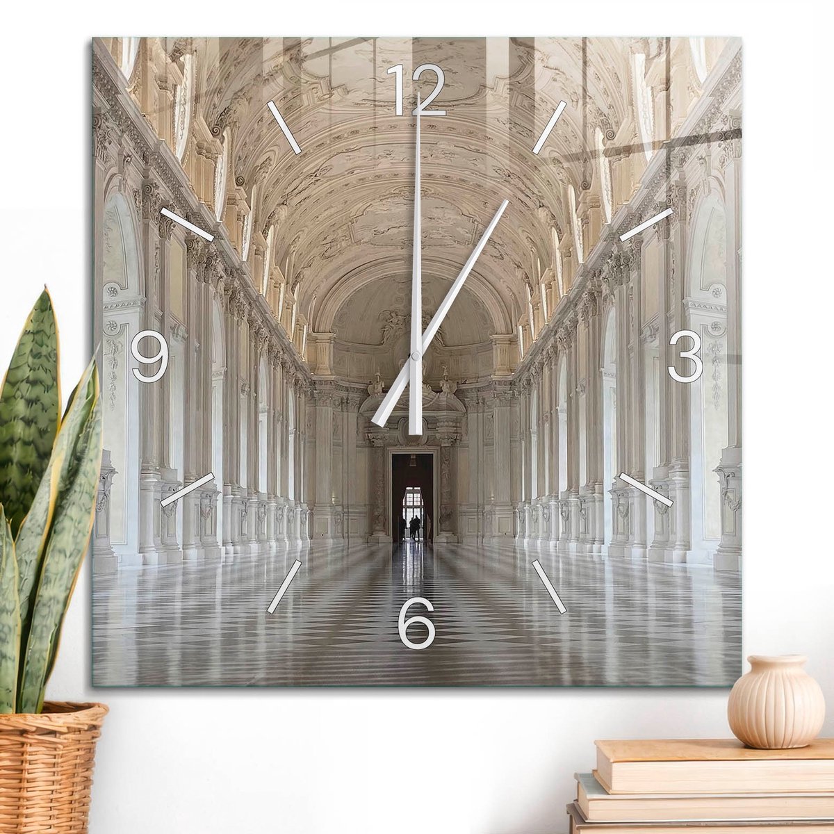 ArtPrintCave Beige Glazen Klok - 60x60 cm - Wandklok Vierkant - Barok Interieur Stille Wandklok - Interieurs Wandklok Keuken - Witte Klokwijzers
