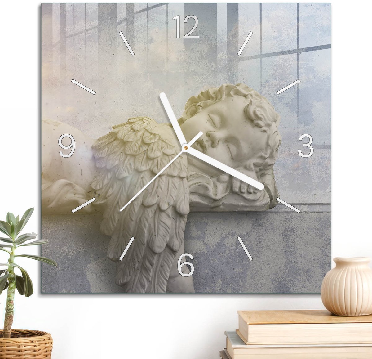ArtPrintCave Romig Glazen Klok - 30x30 cm - Wandklok Vierkant - Slapende Engel Wandklok Keuken - Natuur Unieke Klok - Witte Klokwijzers