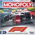 Monopoly F1 bordspel met een rode en witte Formule 1 auto op een racecircuit. "Monopoly", "F1" en "Fast-Dealing Property Trading Game" zijn zichtbaar.