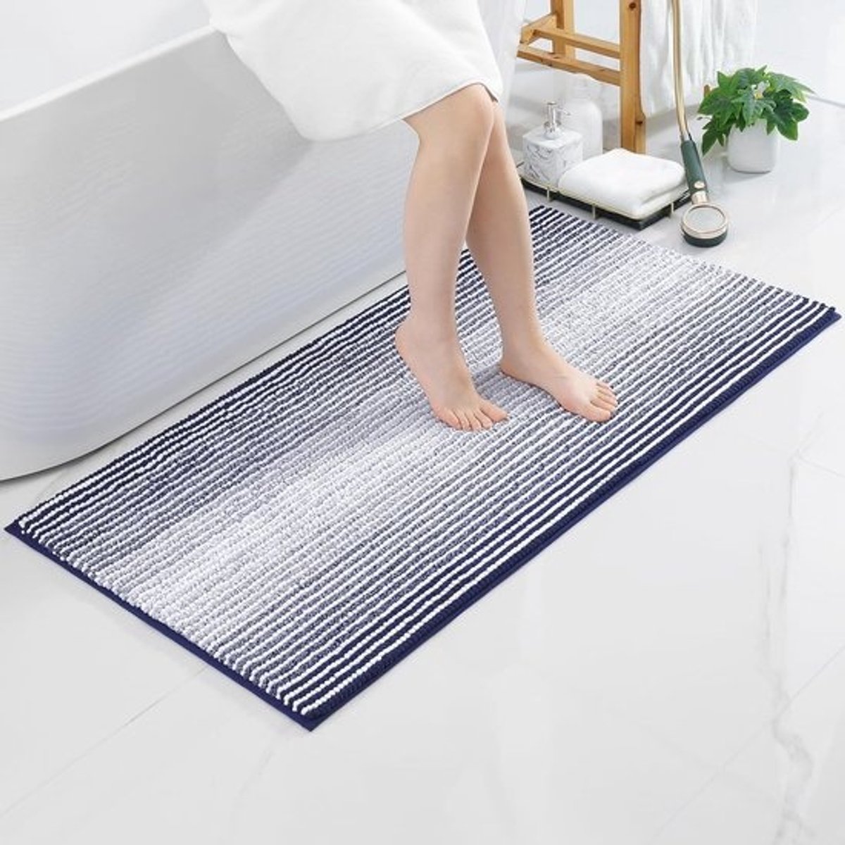 Zachte Antislip Chenille Badmat - Absorberend en Wasbaar, 60 x 120 cm - Marineblauw