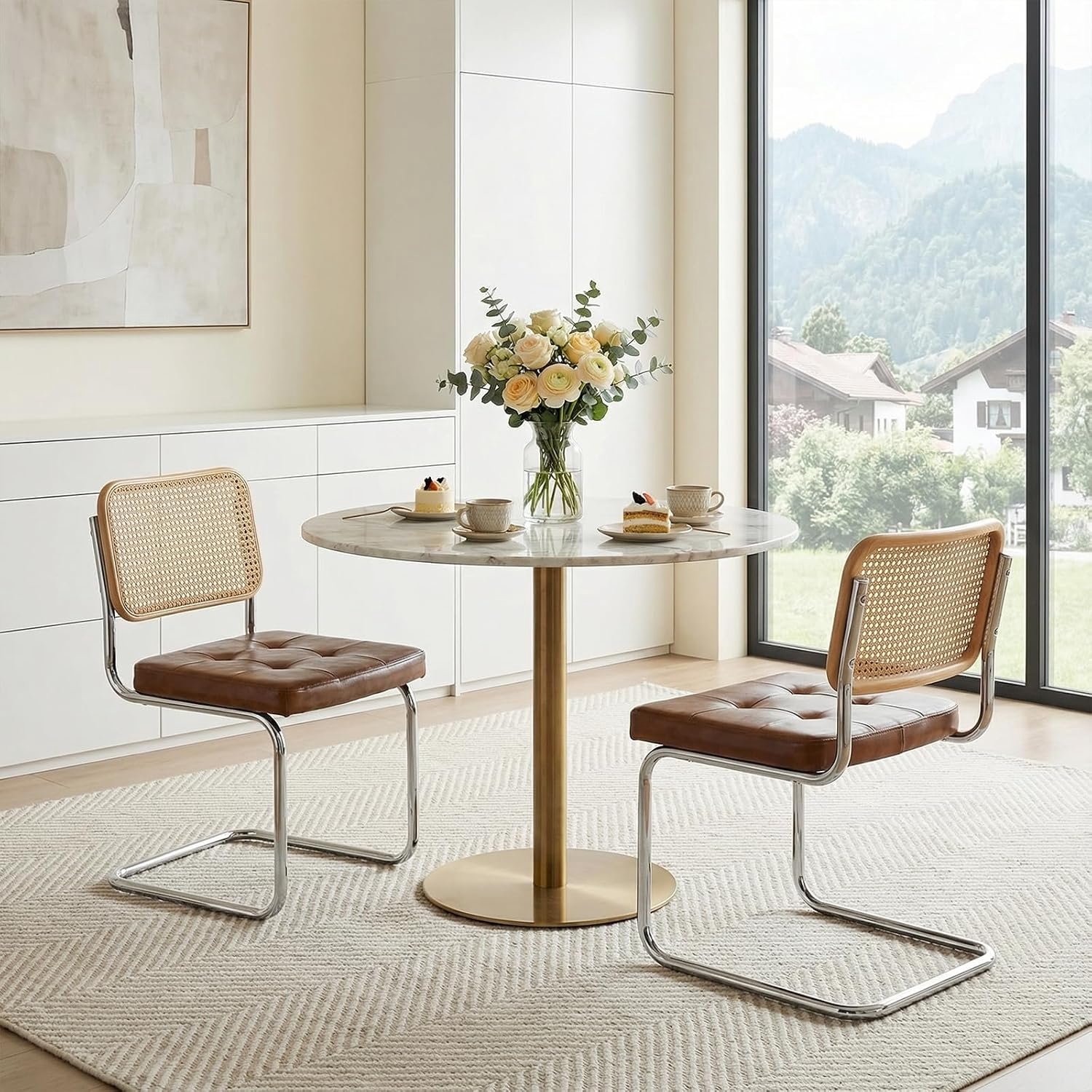 Rotan Eetkamerstoelen Set van 2 met Bruine PU-Leren Zitting, Gevlochten Rugleuning, Goudkleurige Metalen Poten en Retro Design voor Eetkamer, Keuken, Kantoor en Vergaderruimte