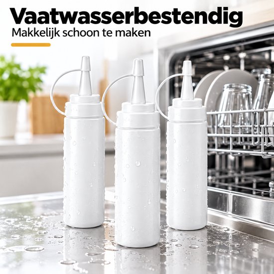 Drie vaatwasserbestendige witte knijpflessen op een aanrecht naast een vaatwasser.