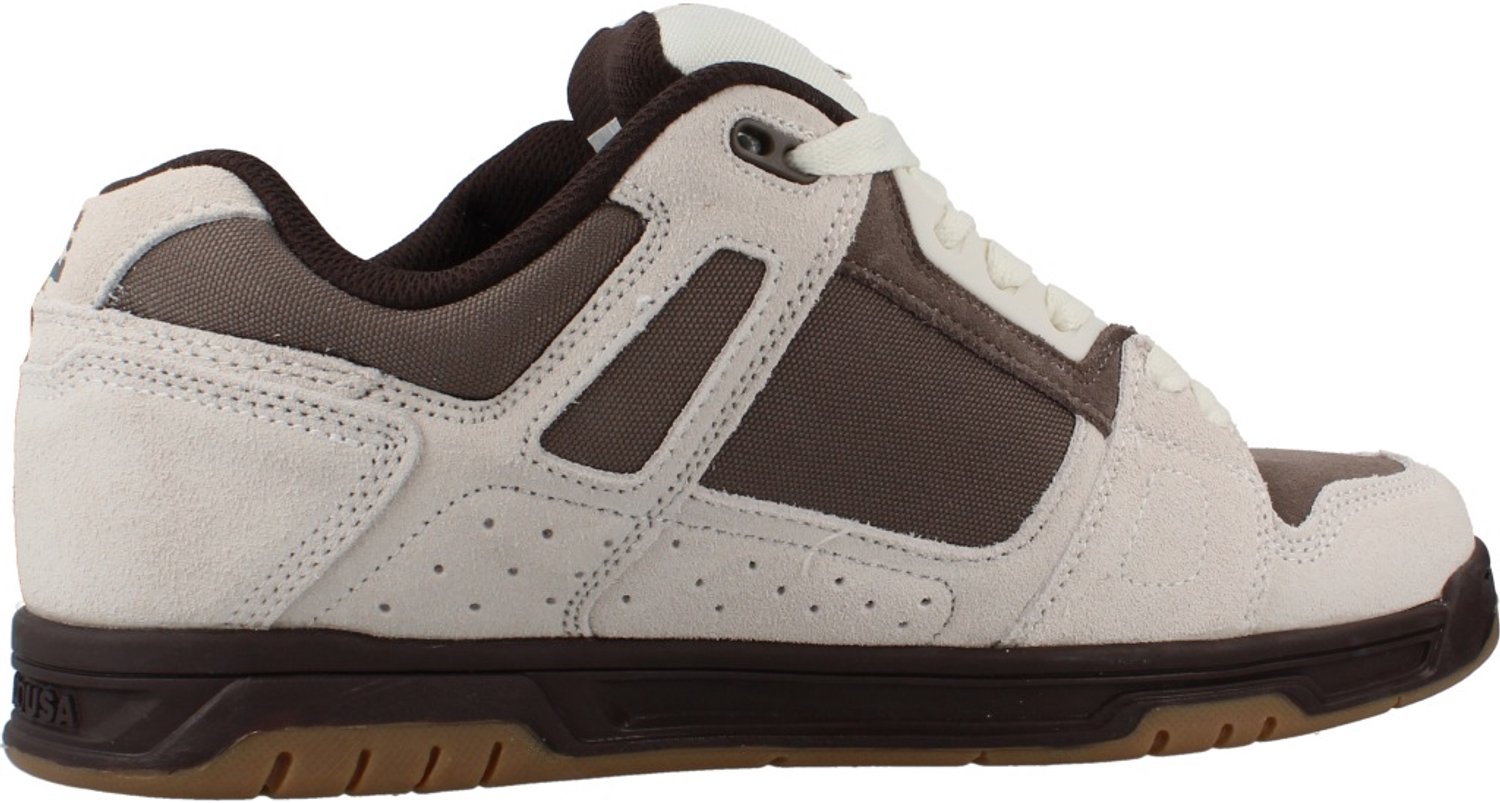 DC STAG Bruin 42 EU
