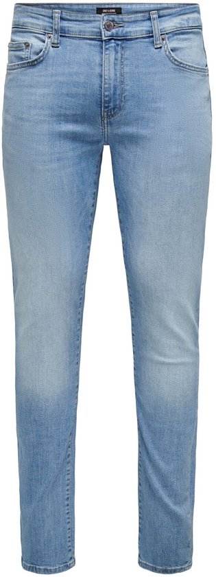 Lichtblauwe slim fit jeans met subtiele wassing.