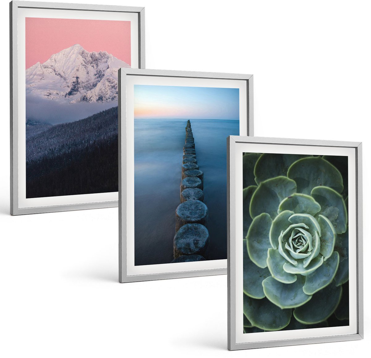 Coloray 3-Delige Schilderij Set - Bergen Met Roze Lucht, Water En Groene Vetplanten - 40 x 60 cm - Wanddecoratie - Muurdecoratie - Woonkamer - Woonkamer Decoratie