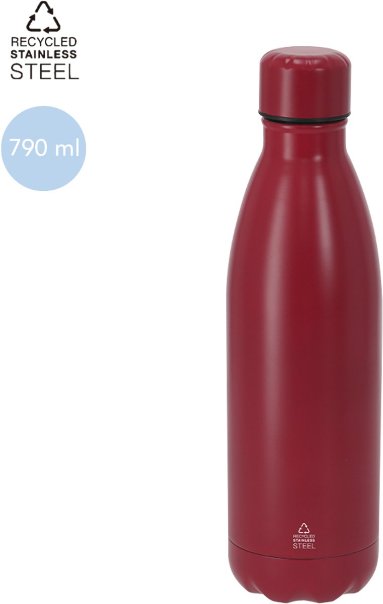 Fles van 790 ml capaciteit, gemaakt van gerecycled roestvrij staal. Met een matte afwerking Rood
