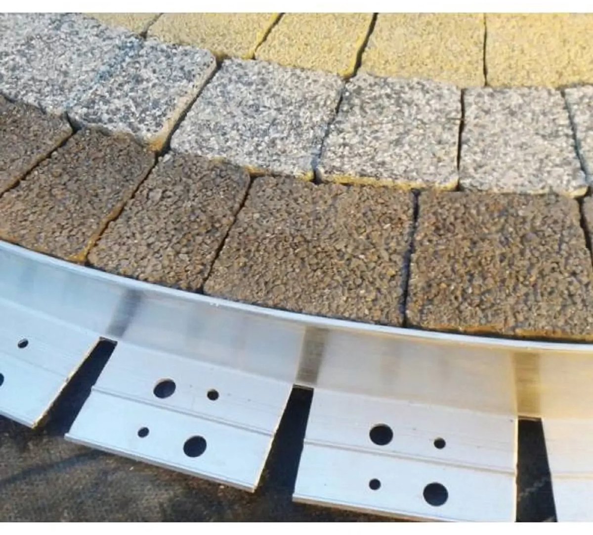 Ultra sterke aluminium Borderrand 64mm x 100cm | Gazonrand | Kantopsluiting