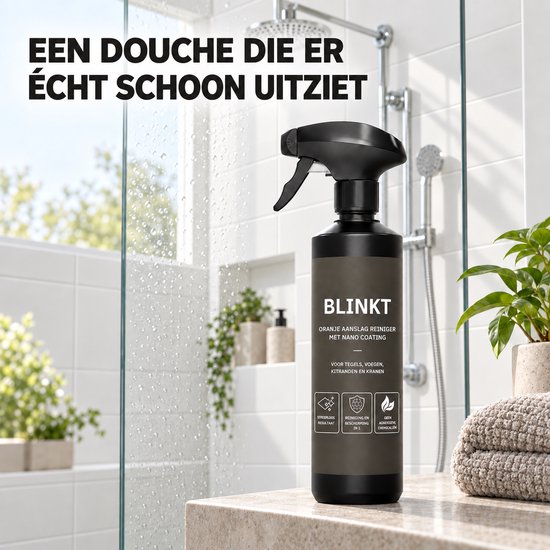 Een schone douche met een fles BLINKT Oranje Aanslag Reiniger.