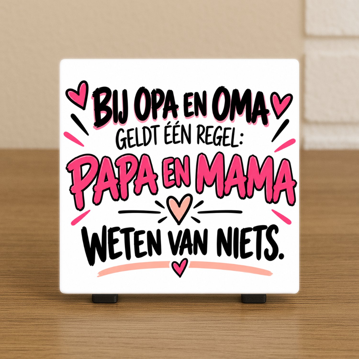 CreaCraft Spreuktegel "Bij opa en oma geldt één regel: Papa en mama weten van niets." - Tegeltjes met tekst - Humor - Cadeau voor familie, opa, oma – Wenstegeltje - Brievenbuscadeau - CreaCraft