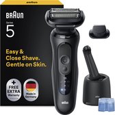 Zwarte Braun Series 5 scheerapparaat met extra opzetstuk en oplaadstation. Met gratis extra garantie en made in Germany logo.