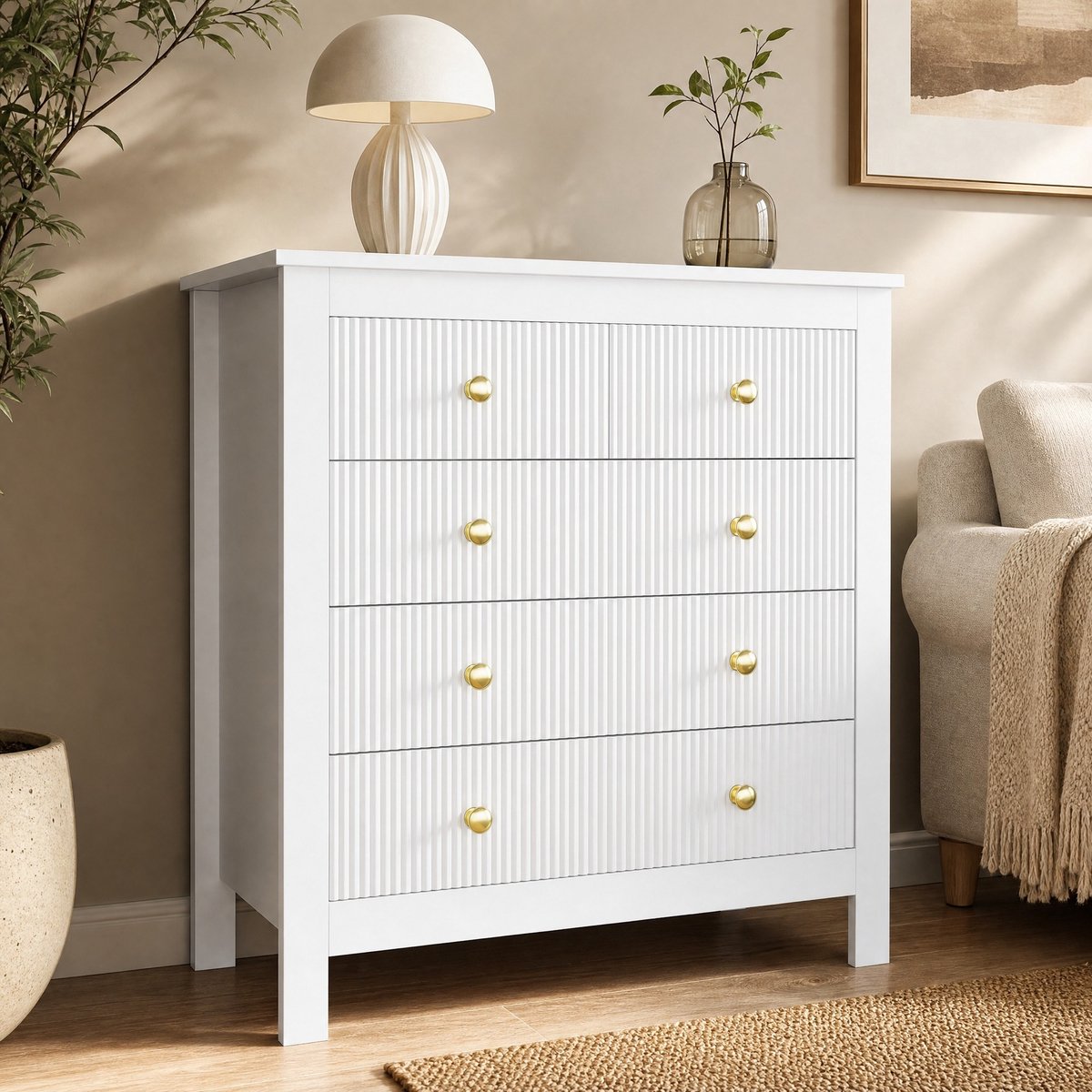 MEUNIQ Ladekast met 5 lades en gouden grepen – 79 x 39,5 x 80,5 cm – wit dressoir met structuurfronten voor slaapkamer, woonkamer of hal