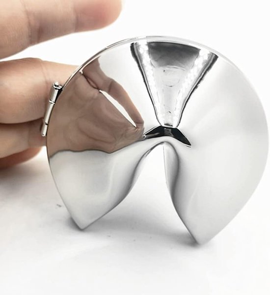Gepersonaliseerde metalen zilveren gelukskoekje (2,75 inch) - bruidsmeisje en gastvrouw cadeau, desktop & restaurant decor — afbeelding 4