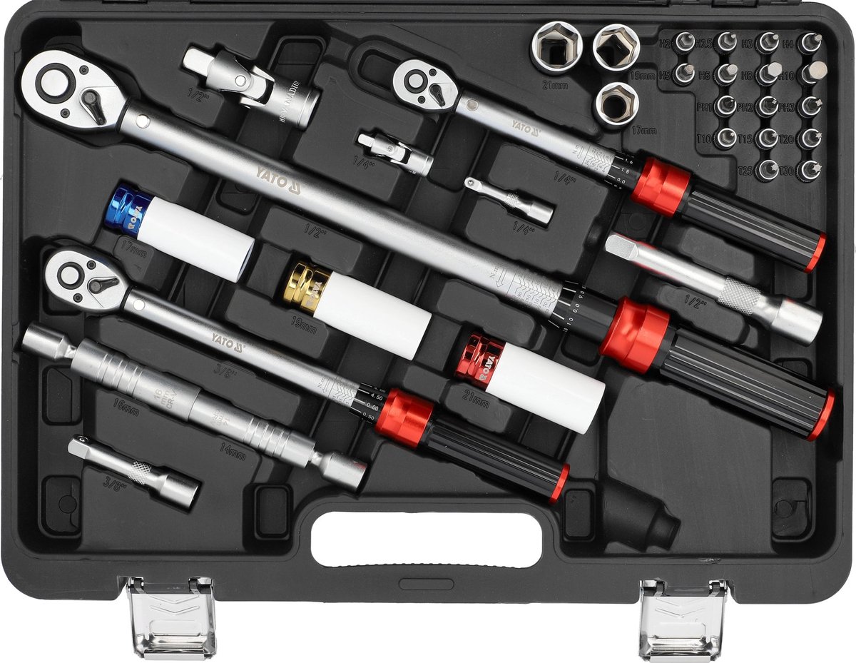 YATO Professionele Momentsleutelset - 32-Delig - 2-220 Nm - 1/4", 3/8" & 1/2" - Met Doppen & Bits (YT-07717)