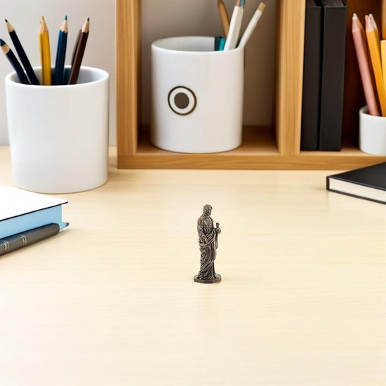Brass Jesus Figurine Kleine Religieuze Beeldje voor Desktop Tuindecoratie Compact Spiritueel Geschenk voor Geloof Meditatie — afbeelding 3