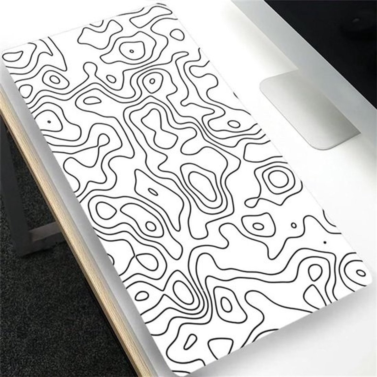 XXL Muismat - Gaming muismat bureauonderlegger - Bureau organiseren - Waterdicht met gestikte randen - 60 x 30 cm