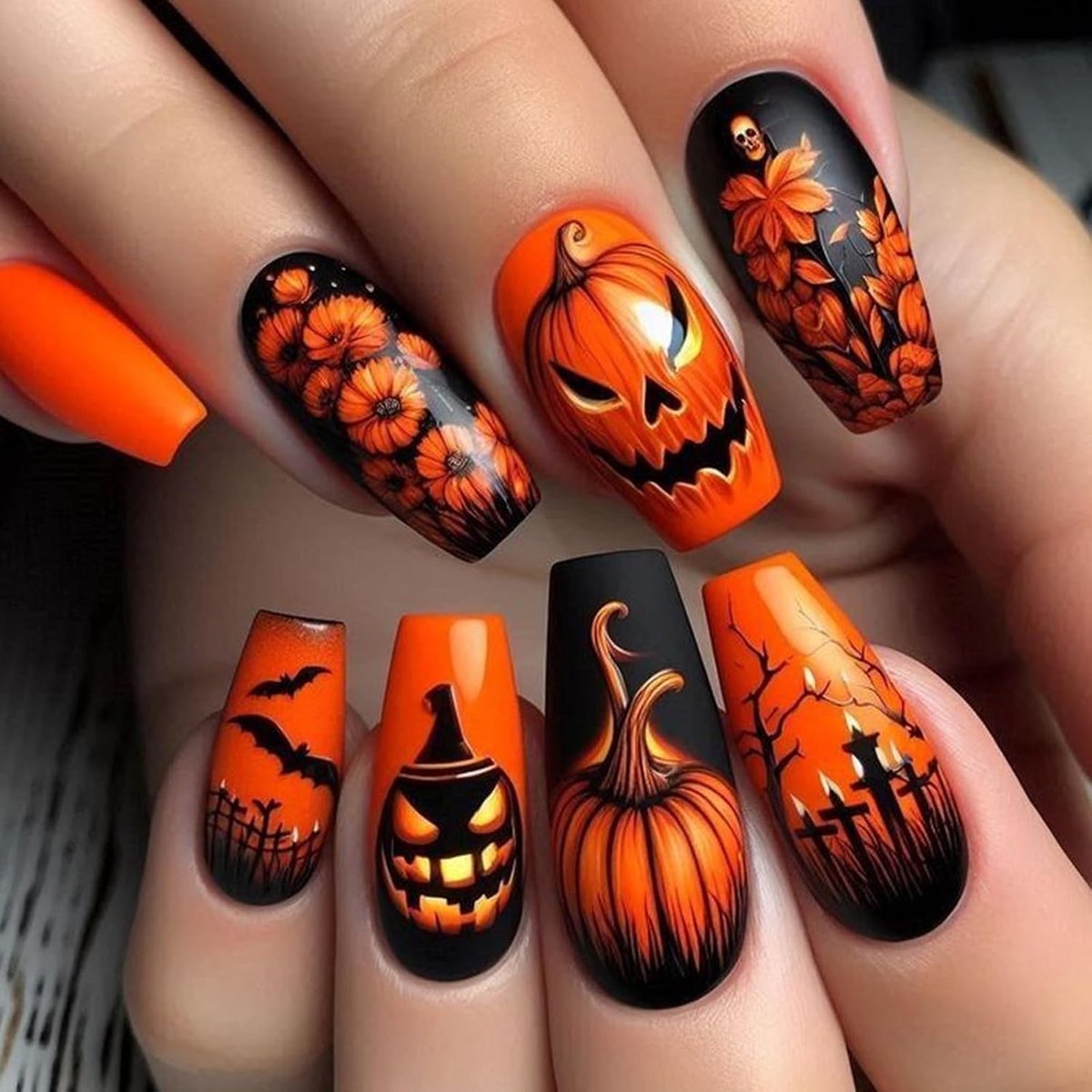 24 stuks zwarte oranje press-on nagels, middelgrote doodskist, nagels om op te plakken, glanzende kunstnagels met doodshoofd, pompoen, vleermuisdesign, bloemen, acryl, volledige cover, kunstnagels