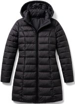 Zwarte gewatteerde winterjas voor dames met een capuchon en ritssluiting.