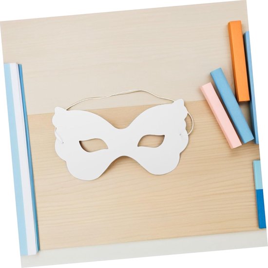 40 Stuks Witte Papieren Kindermaskers Half Gezicht Beschilderbaar Duurzaam Stevig voor Creatieve Carnaval- Verkleedfeestjes — afbeelding 3