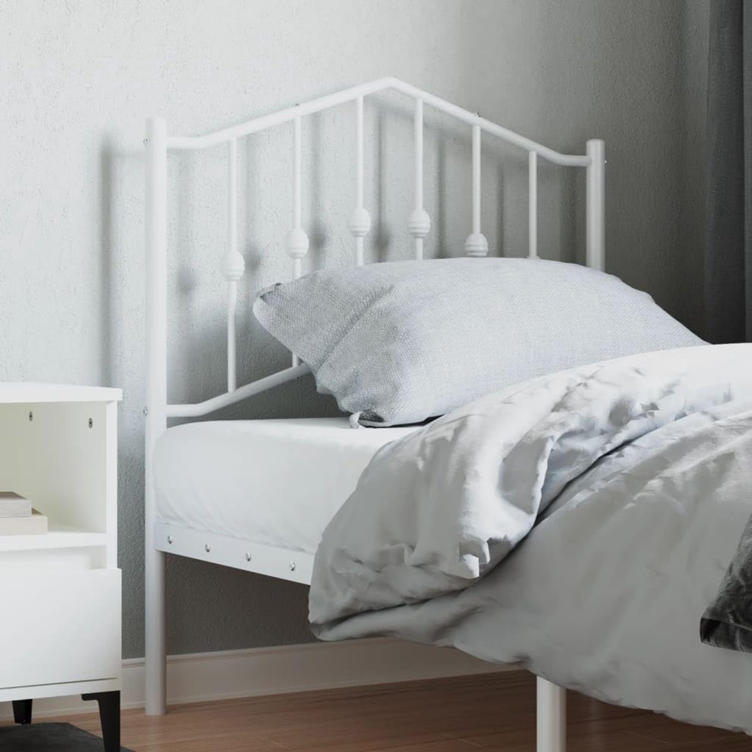 Witte metalen hoofdeinde van 80 cm, stijlvol en klassiek, van gepoedercoat staal, biedt robuustheid en stabiele rugondersteuning bij het lezen of kijken