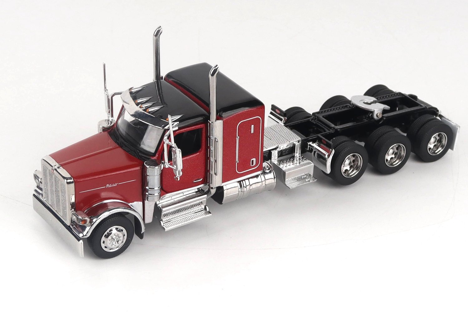 Peterbilt Model 589 - Sleeper - Tridem assen - Jubileum model - Diecast Masters - Schaal 1:64 - Transportseries